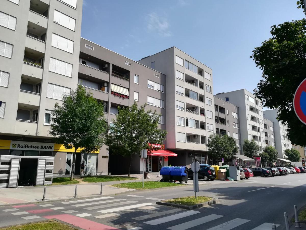 Apartments Dora Zagreb Exterior photo